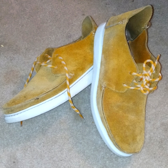 Shoes - Picture 1 of 1